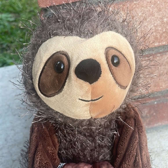 Scentsy - Susie the sloth scentsy buddy - Picture 5 of 6